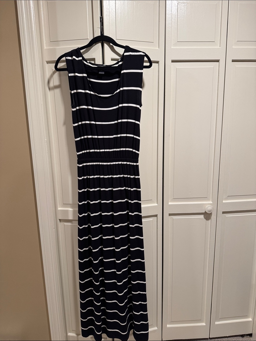 Ann Taylor Black & Cream Striped Sleeveless Maxi Dress